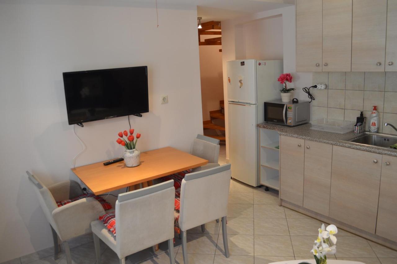 Anastasias Apartment Center City By Dimitropoulos 艾伊翁 外观 照片